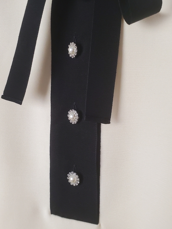 Gucci Cream Wool Long Sleeve Bow Tie Neck Dress Size 42 Italy - Picture 7 of 16